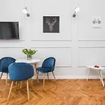 Traveler\'S Best Choice - Old Town Guesthouse - By Upstairs